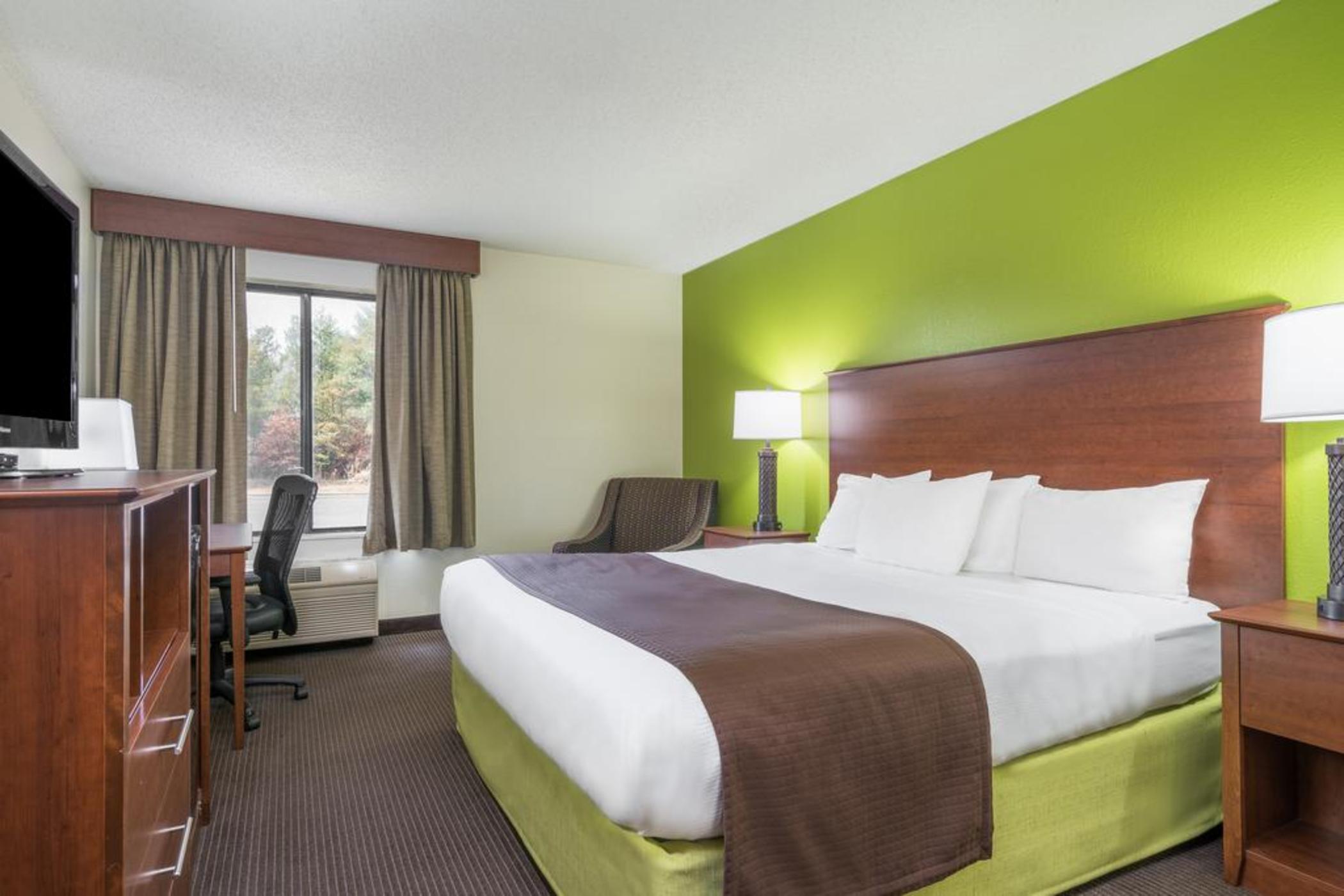 Americinn By Wyndham Blackduck Экстерьер фото