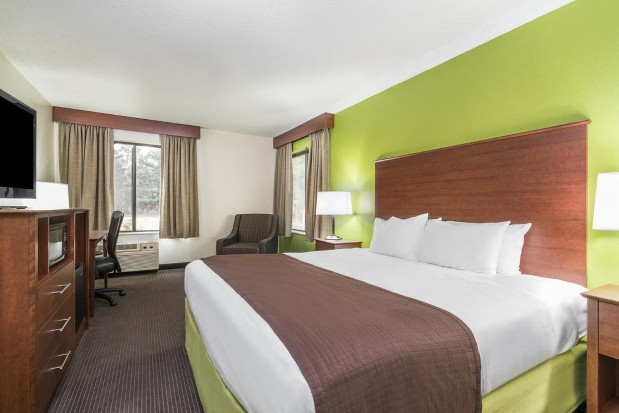 Americinn By Wyndham Blackduck Экстерьер фото