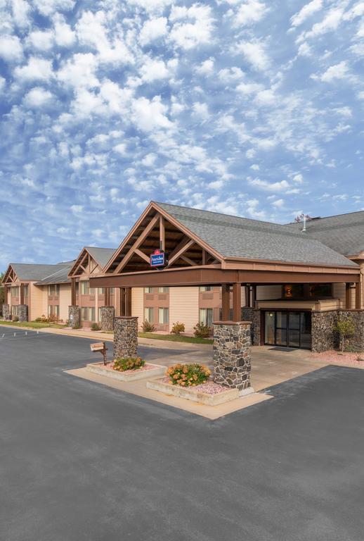 Americinn By Wyndham Blackduck Экстерьер фото